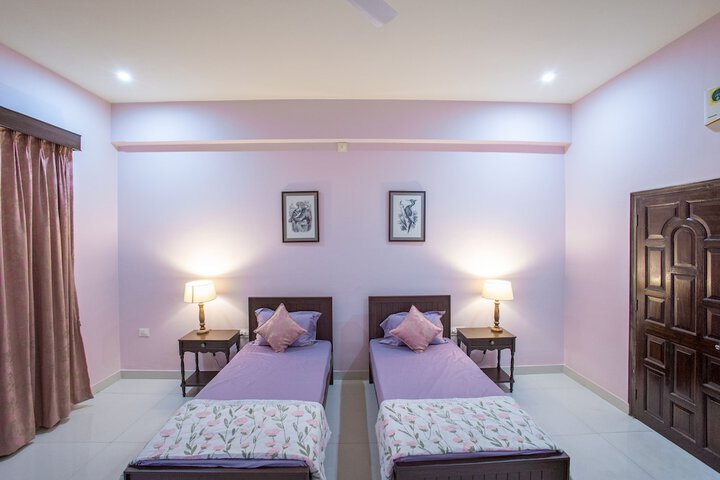 Room 14 of 48