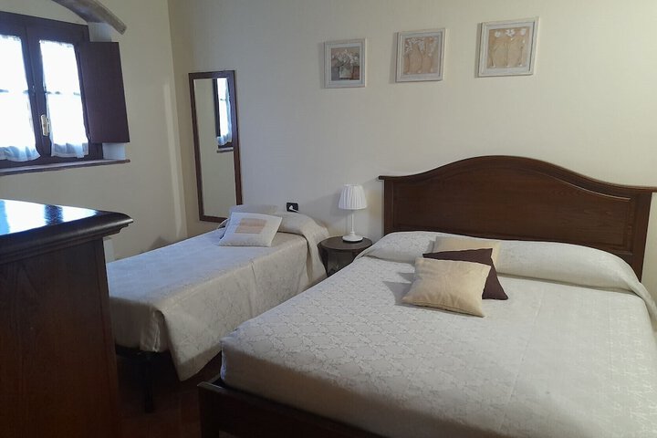 Room 3 of 17