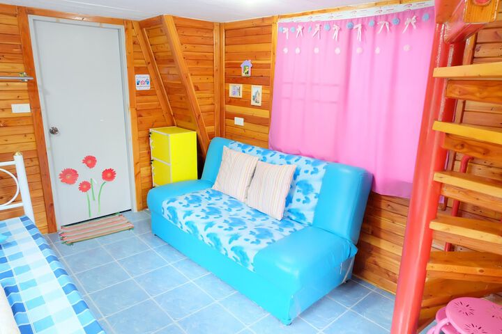 Room 17 of 59