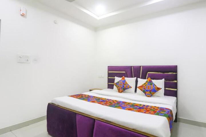 FabExpress Viraaj Suites