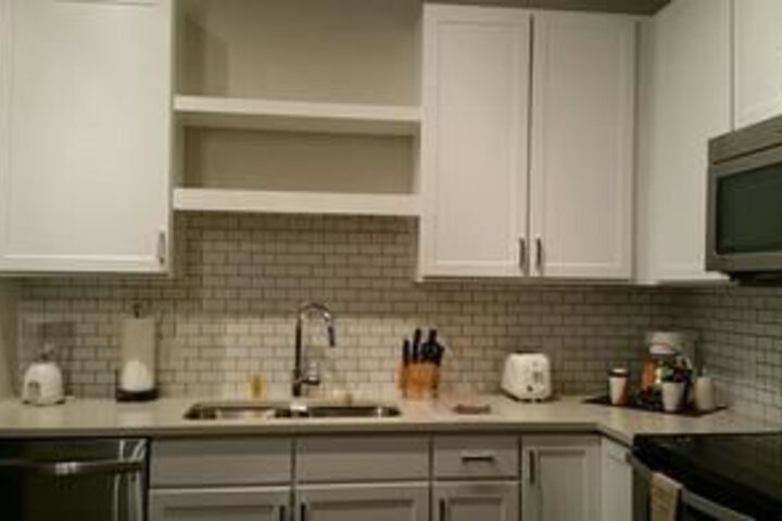 Room 12 of 28