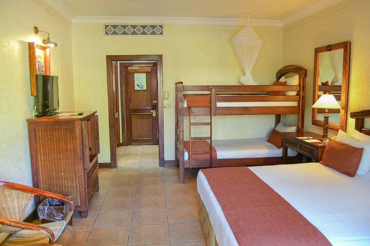 Room 33 of 126