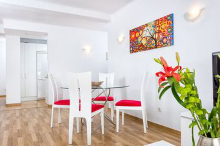 Room 15 of 24