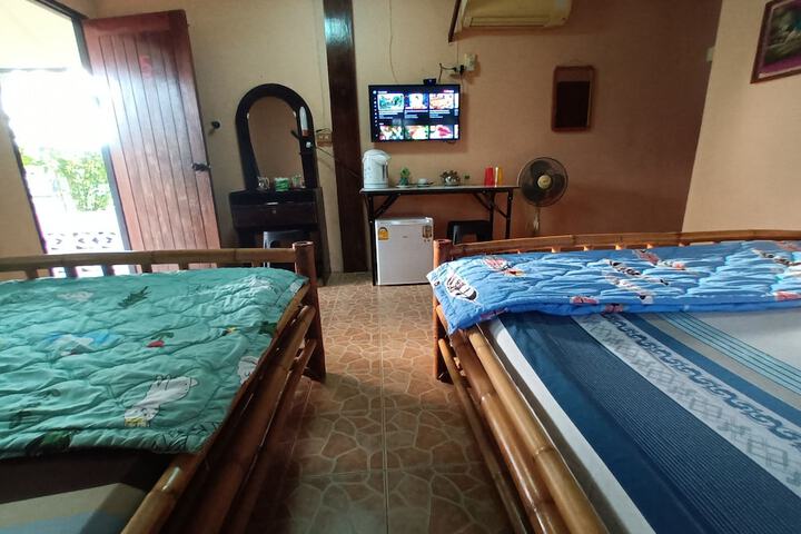 Room 22 of 104