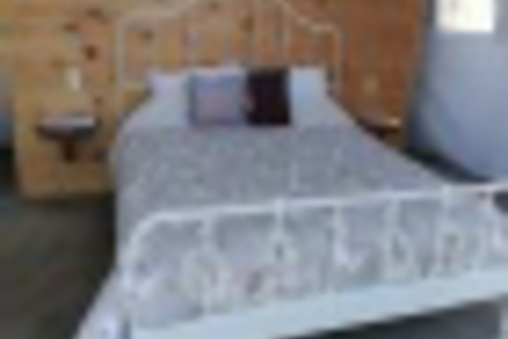 Room 408 of 646