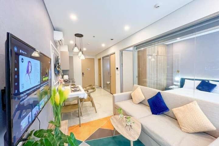 Room 152 of 299
