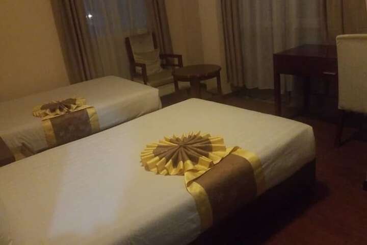 Room 14 of 15