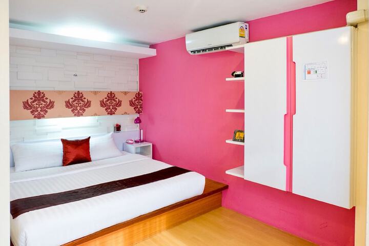 Room 14 of 67