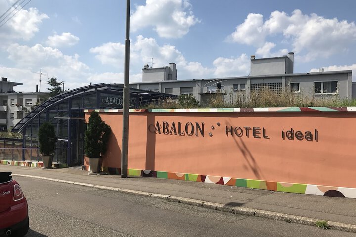Hotel 78 of 81