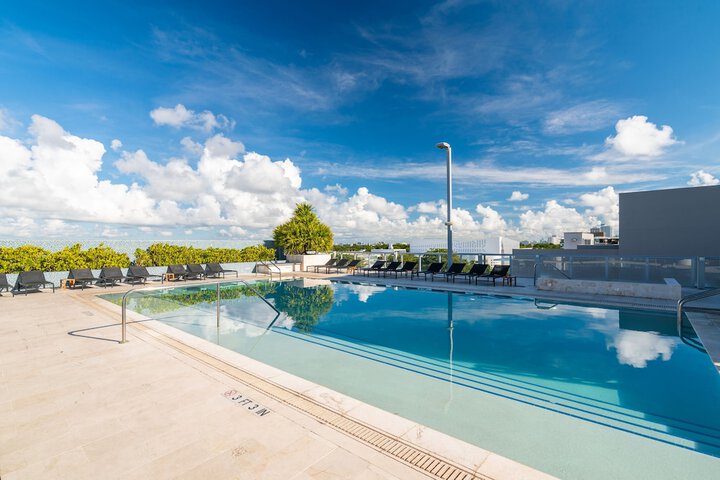 Rooftop pool