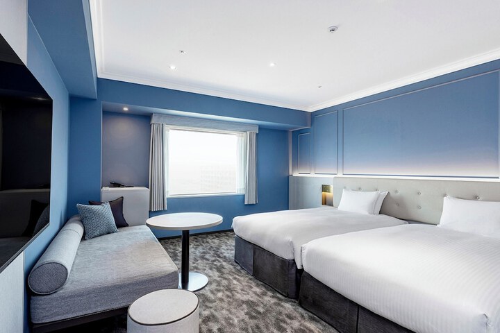 Room 30 of 115