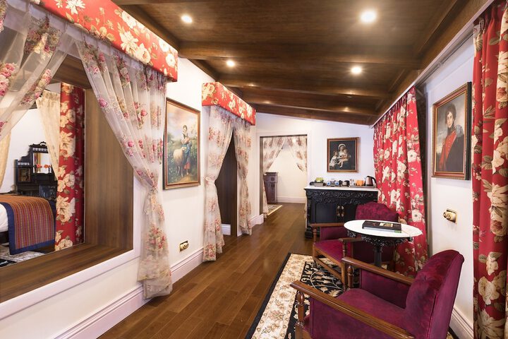 Room 20 of 59