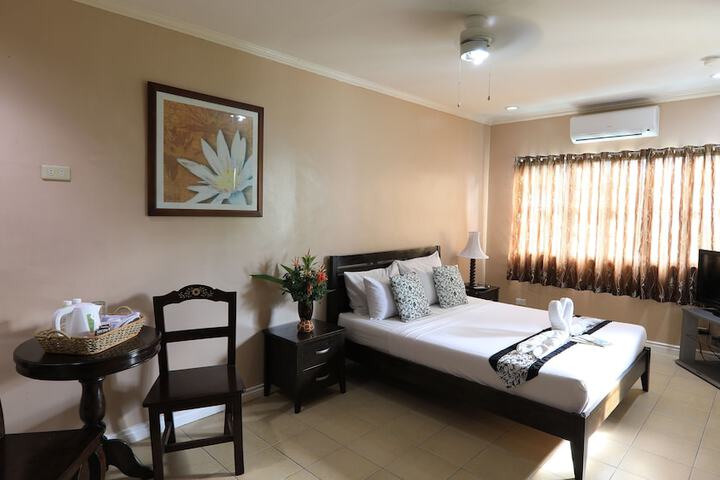 Room 7 of 49