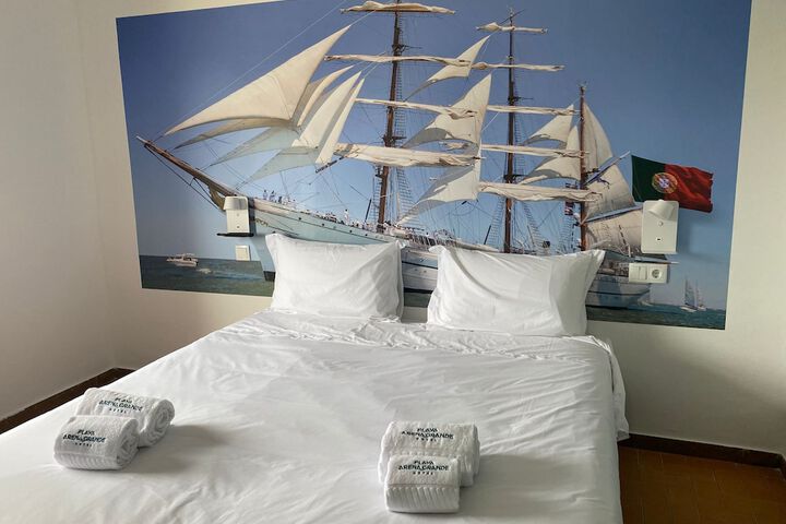 Room 17 of 30