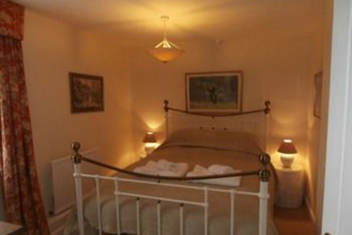 Room 14 of 18