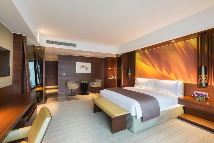 Room 30 of 78
