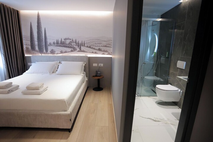 Room 64 of 198