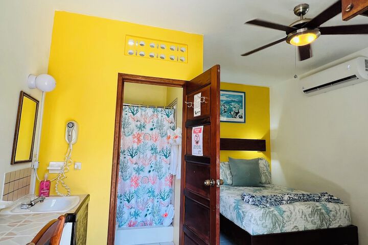 Room 38 of 180