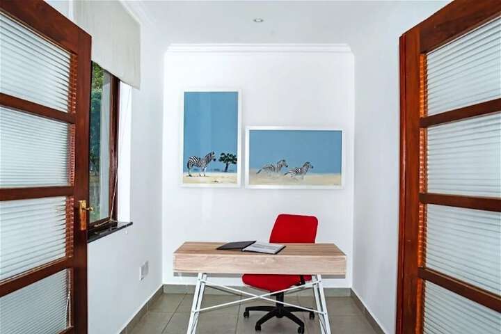 Room 70 of 192