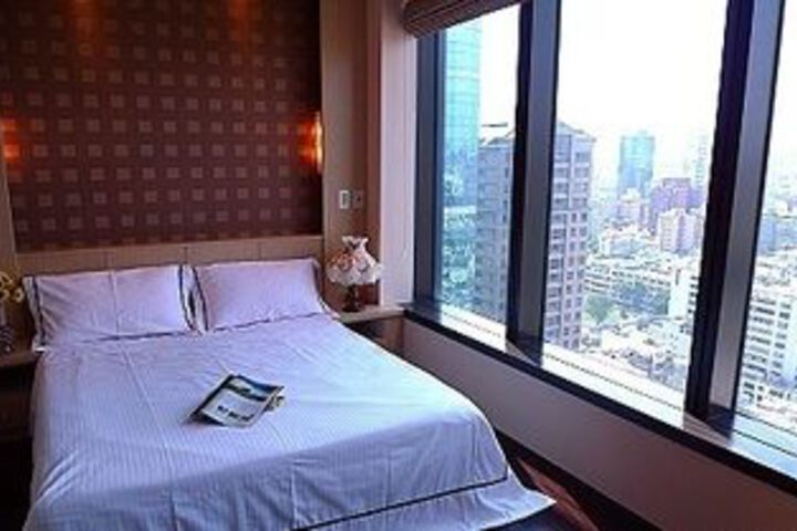 Room 17 of 73