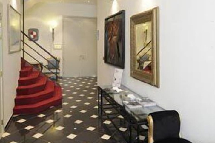 Ballroom/Hall 17 of 40