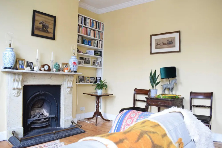 Quirky 1 Bedroom Flat in Highbury With Roof Terrace