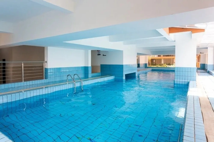 Pool 15 of 28