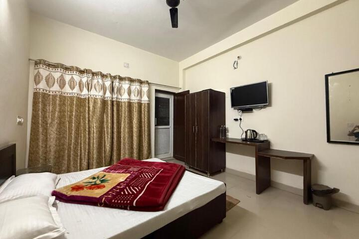 Vishwanath hotel