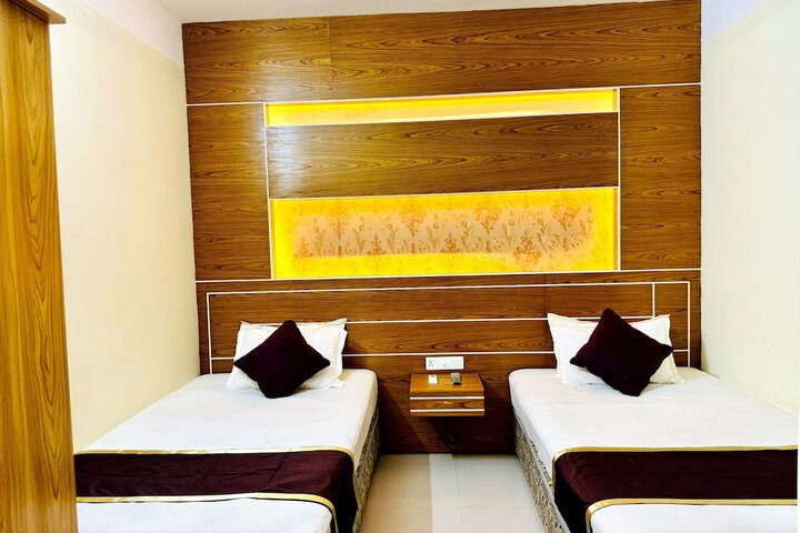 Room 15 of 20