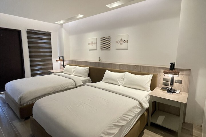 Room 20 of 72