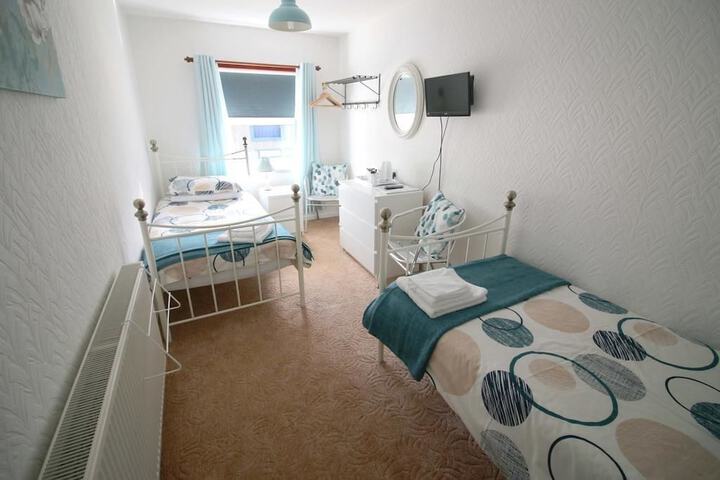 Room 6 of 52
