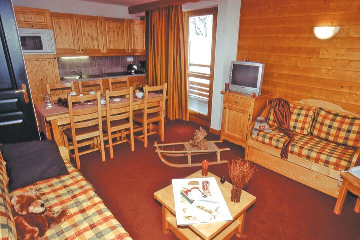 Room 14 of 28
