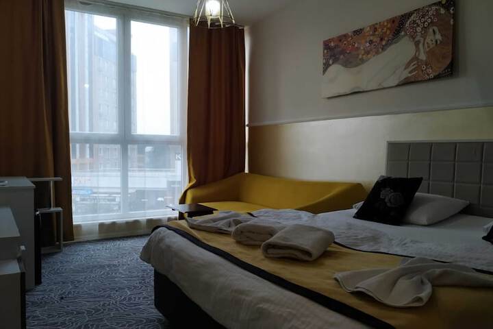 Room 76 of 88
