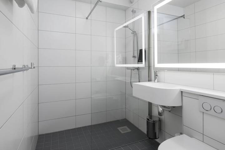 Room 10 of 41