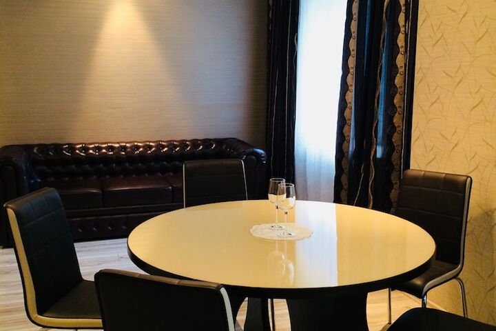Room 16 of 70