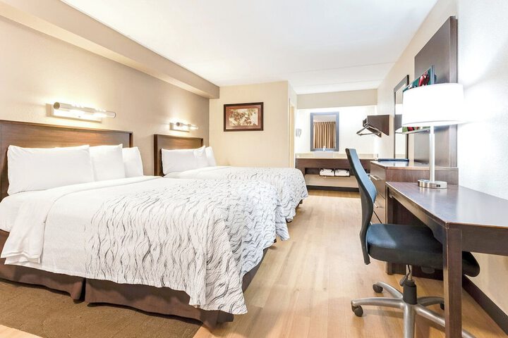 Deluxe 2 Double Beds (5 of 8)