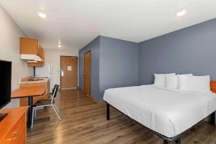 Room 4 of 14