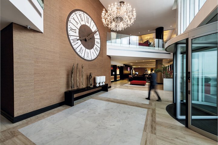 Guest Lobby