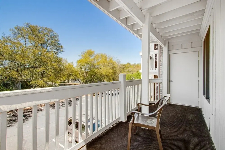 Terrace/Patio 6 of 13