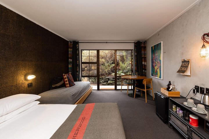 Room 22 of 64