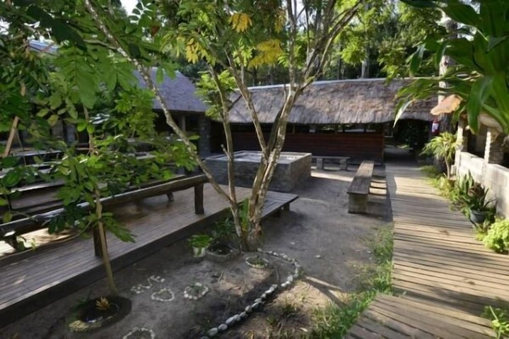 Hotel Exterior 43 of 43