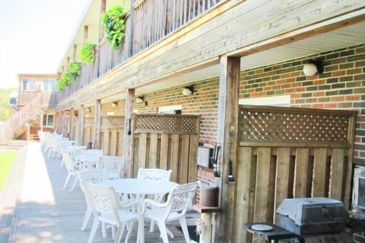 Terrace/Patio 30 of 37