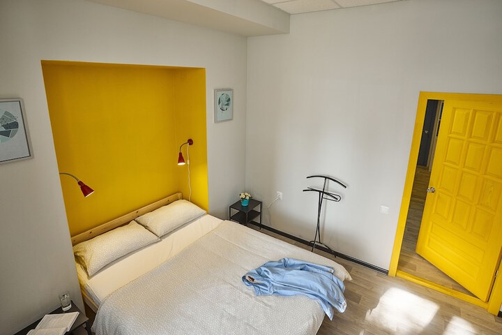 Room 23 of 40