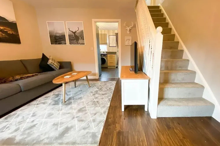 Room 3 of 12