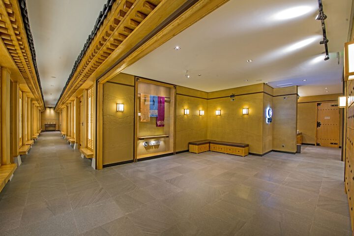 Ballroom/Hall 60 of 69