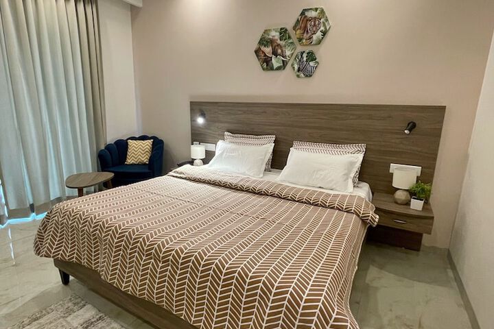 Room 18 of 46