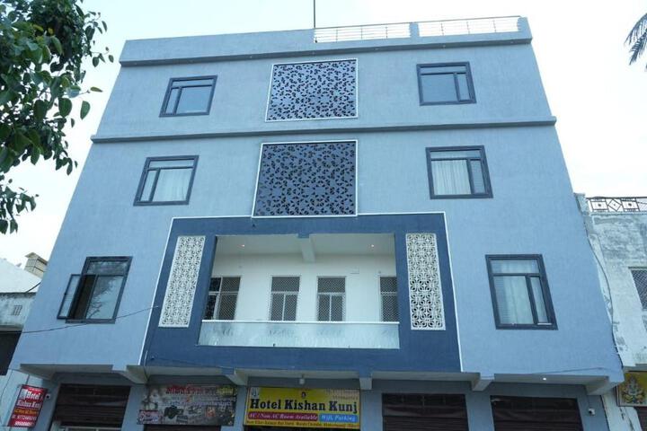 Hotel Kishan Kunj