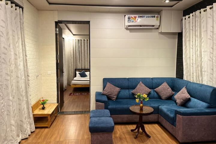 Room 45 of 96