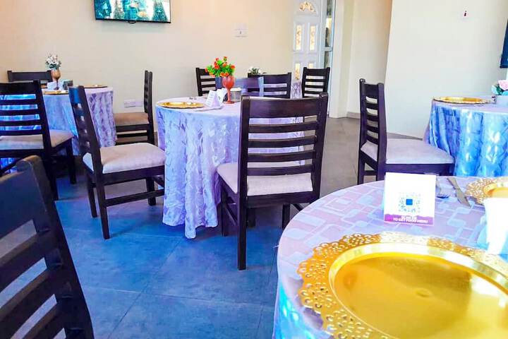Dining 123 of 133