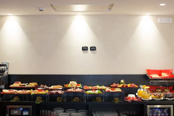 Dining 161 of 169